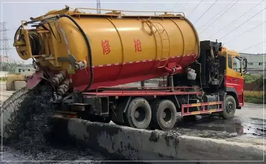 双滦沉淀池清理案例